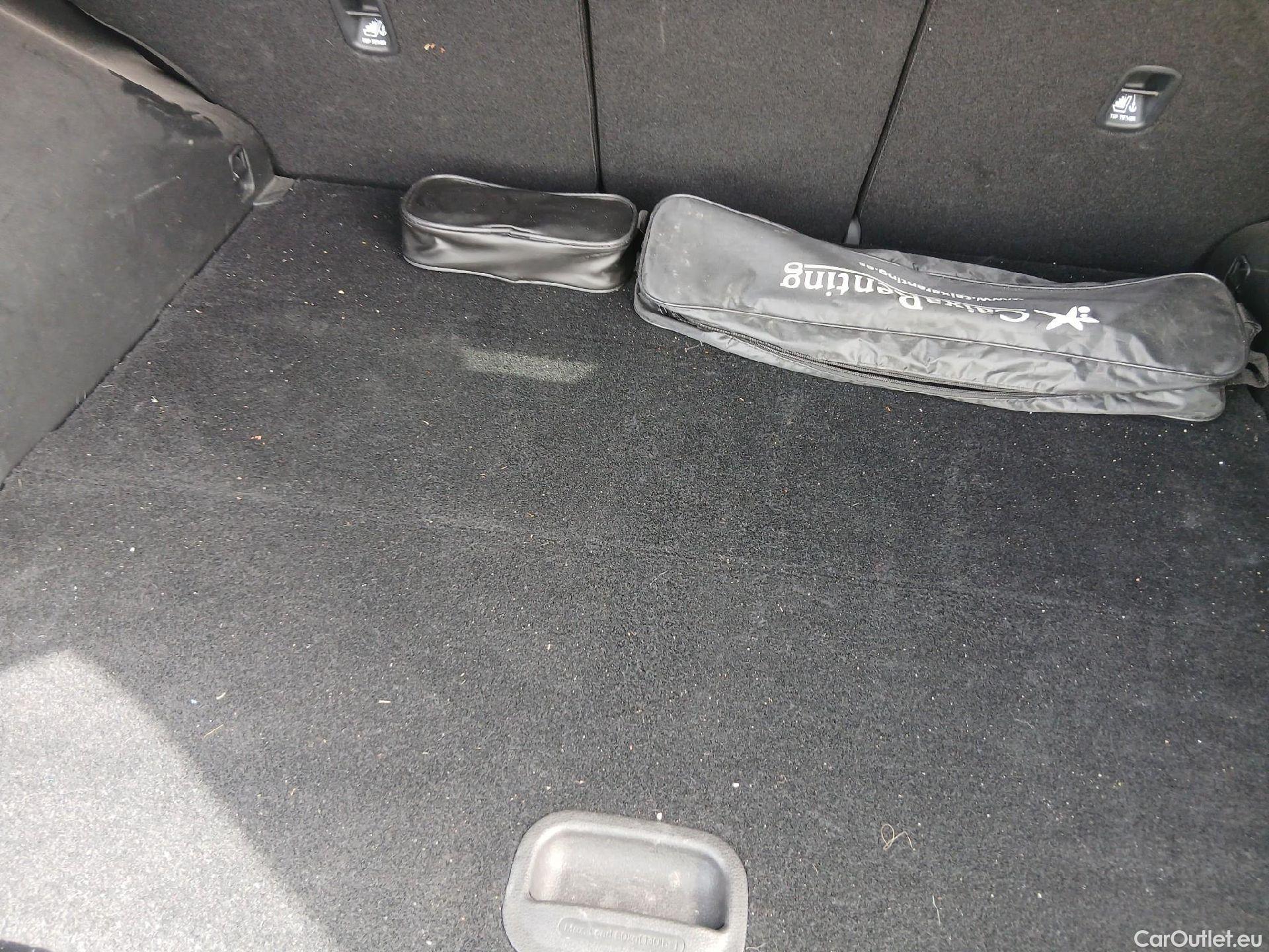  Hyundai  Tucson HYUNDAI  / 2020 / 5P / todoterreno 1.6 TGDI PHEV 195kW Tecno Sky Auto 4x4 #7