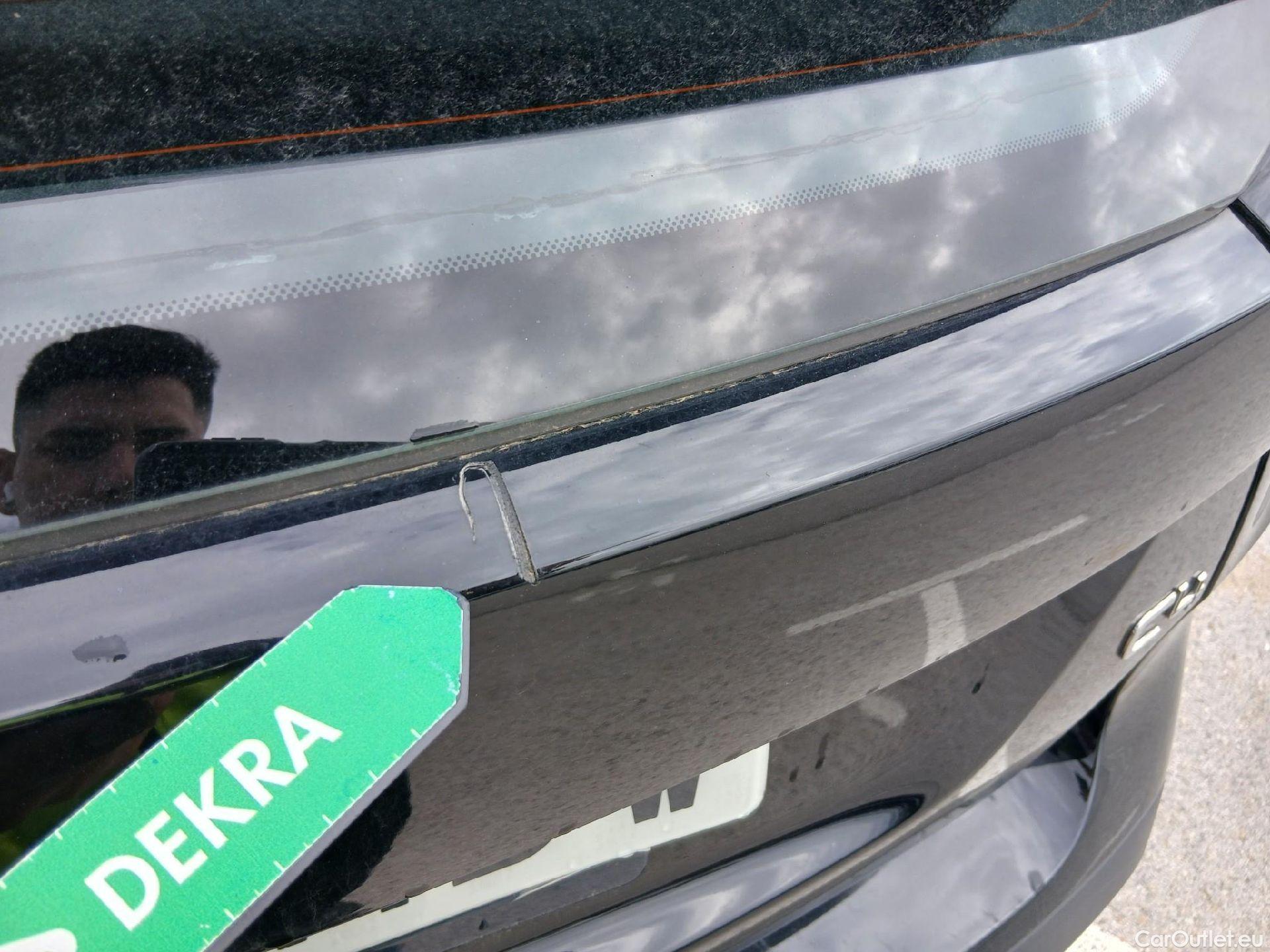  Citroen  C4 CITROEN  / 2020 / 5P / berlina con portón BlueHdi 110 S&S Live Pack #21