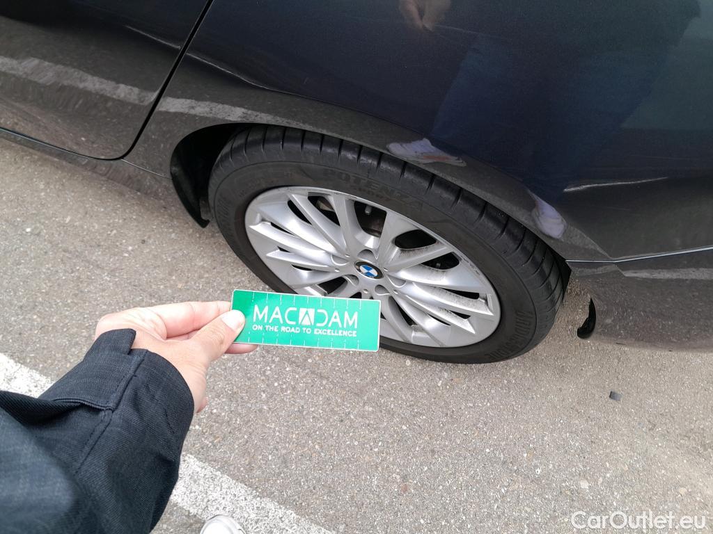  Bmw  Serie 1 BMW  / 2019 / 5P / berlina con portón 118i #24