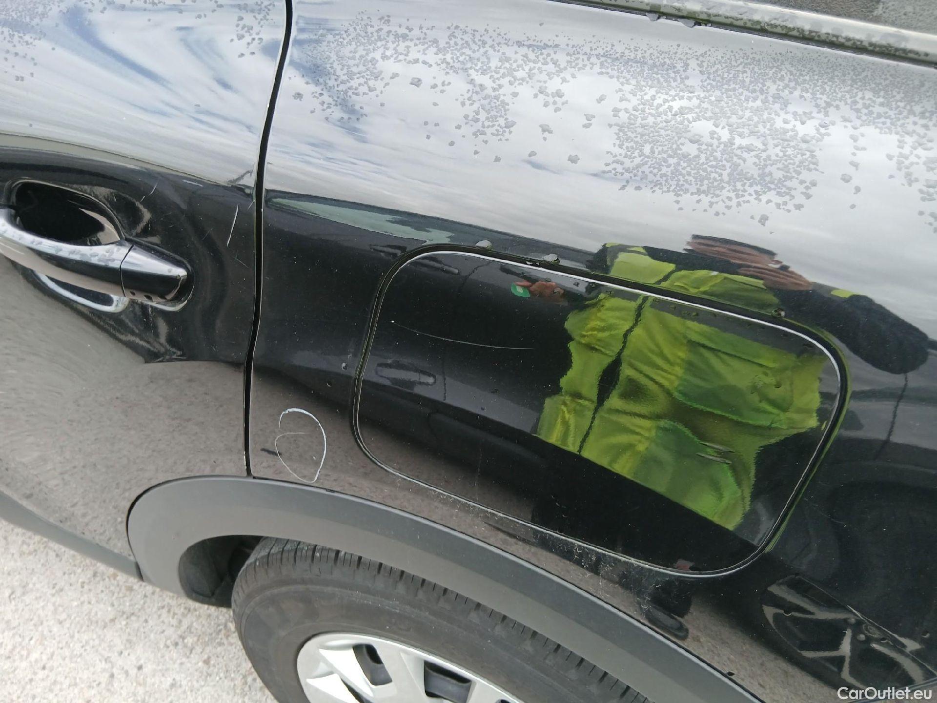  Citroen  C4 CITROEN  / 2020 / 5P / berlina con portón BlueHdi 110 S&S Live Pack #17