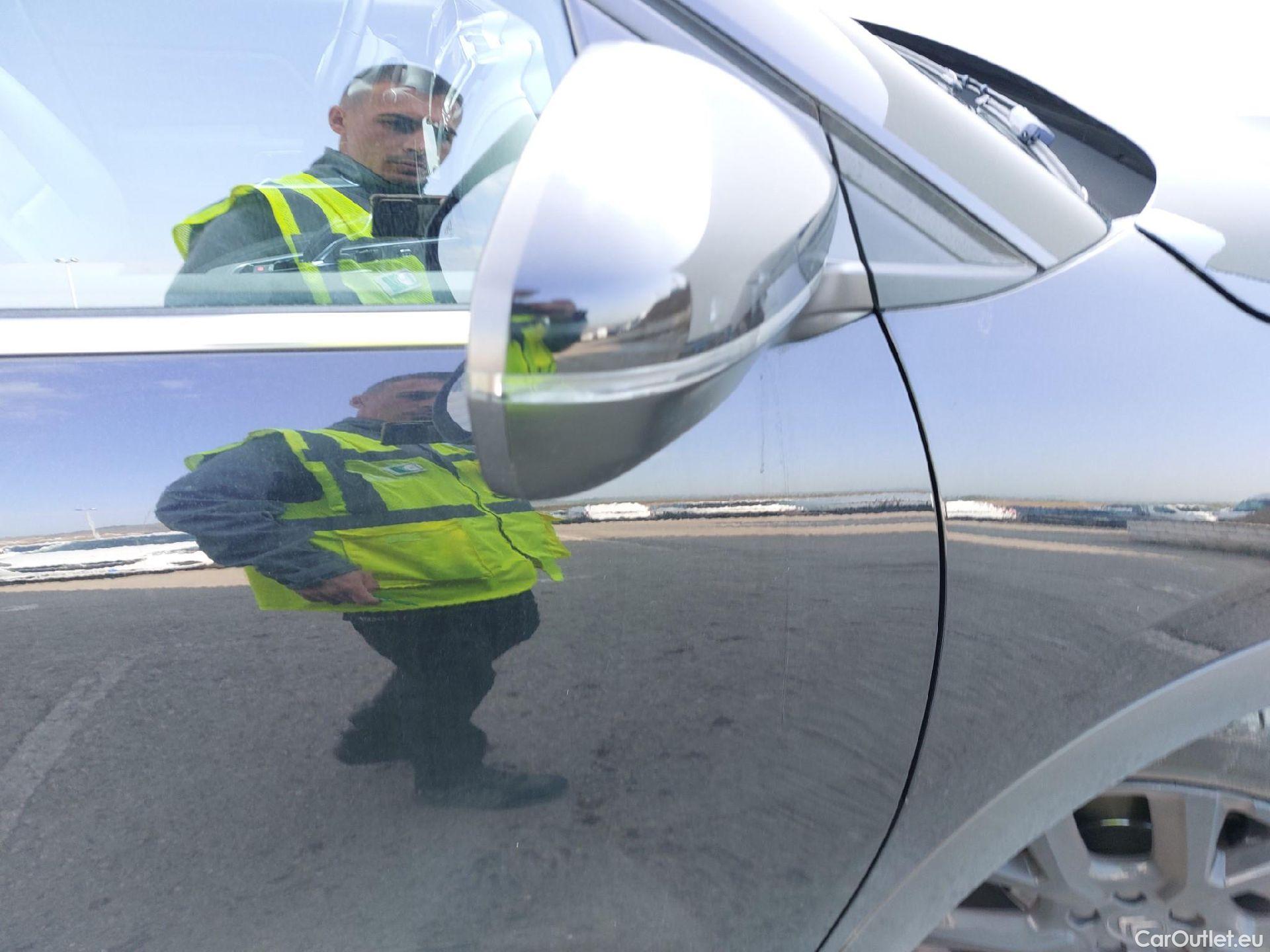  Citroen  C5 CITROEN  Aircross / 2018 / 5P / todoterreno PureTech 96kW (130CV) S&S EAT8 Shine #30