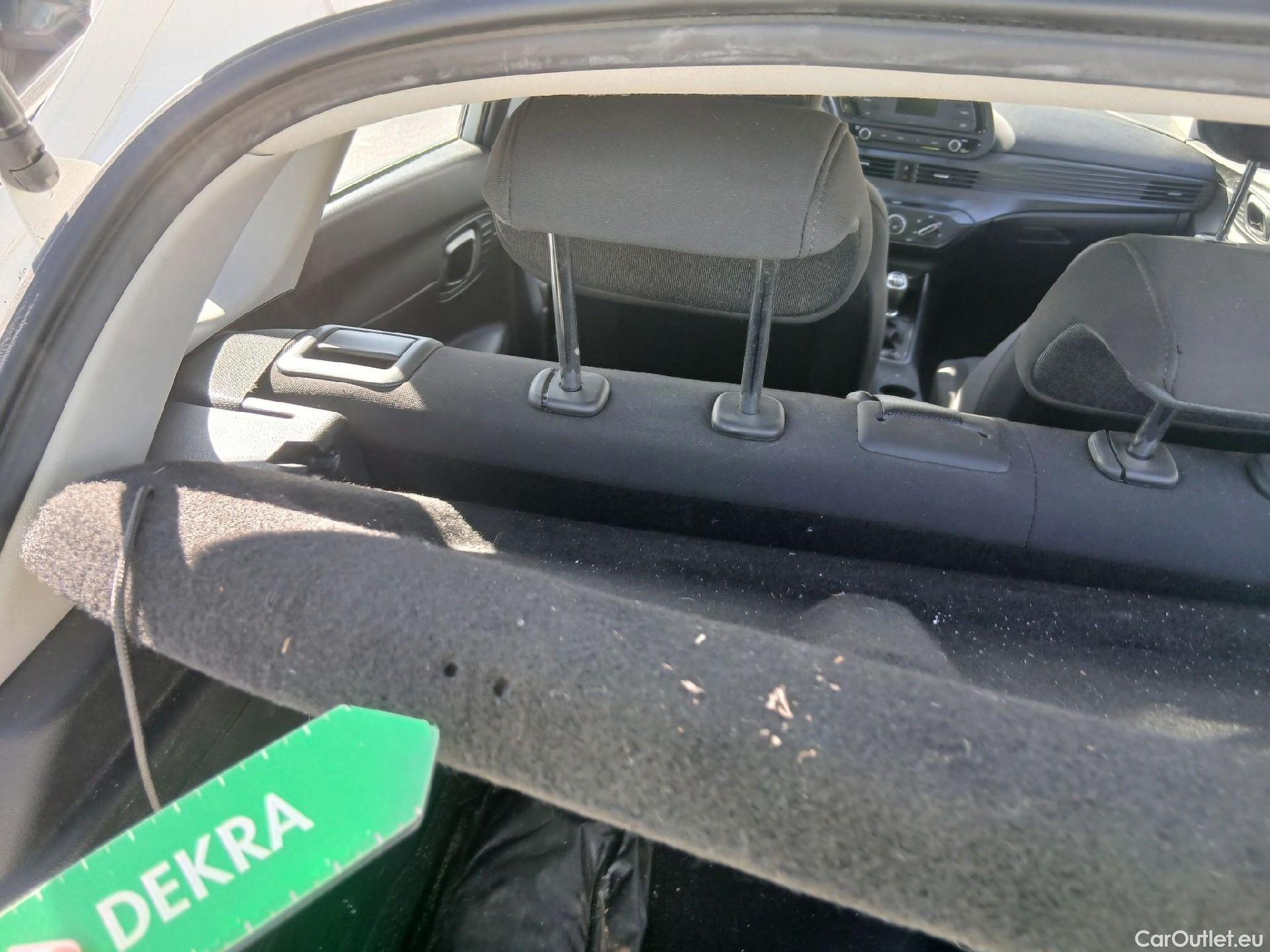  Hyundai  i20 HYUNDAI  / 2020 / 5P / berlina con portón 1.0 TGDI 74kW (100CV) 48V Essence #10