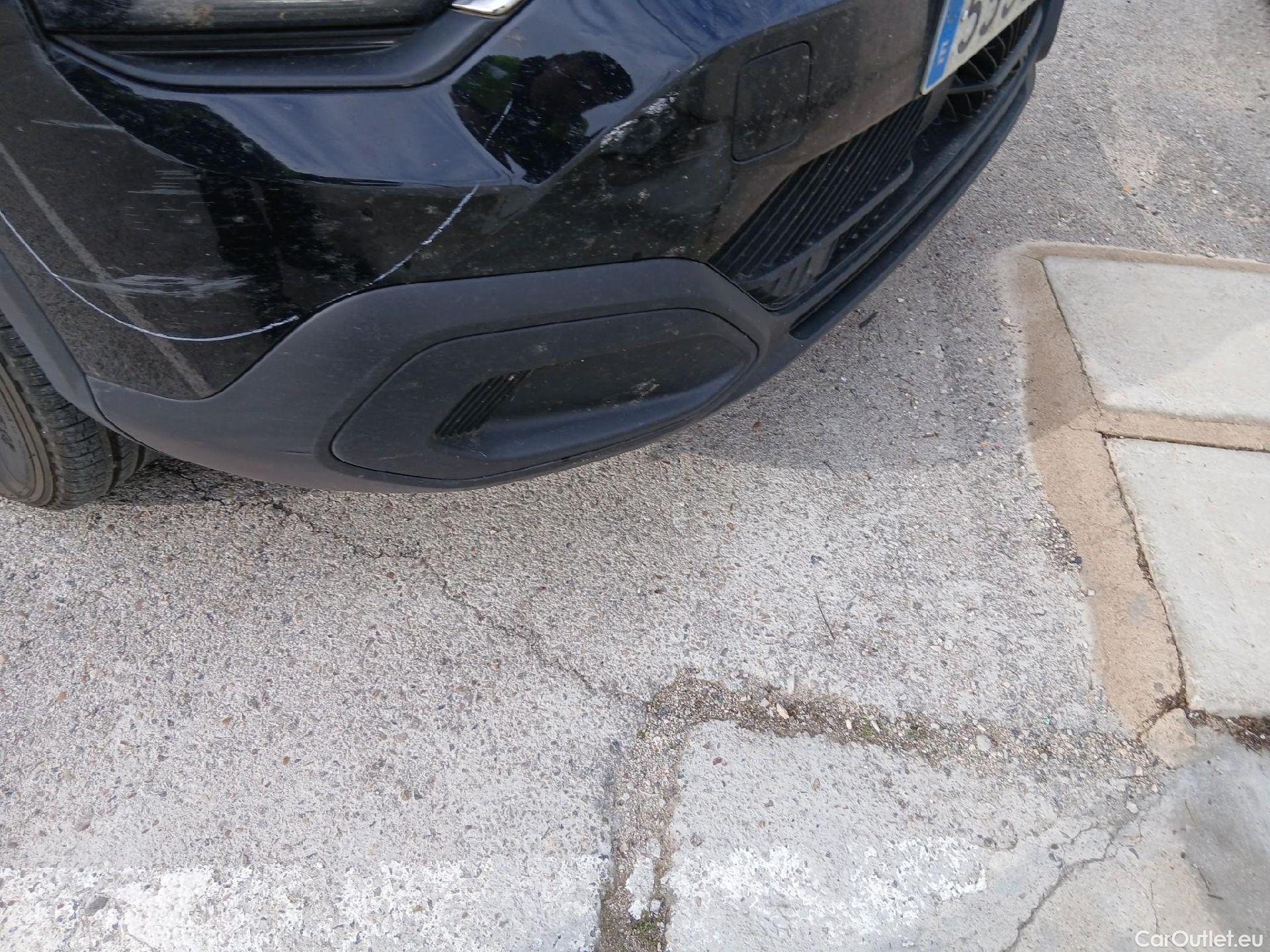  Citroen  C4 CITROEN  / 2020 / 5P / berlina con portón BlueHdi 110 S&S Live Pack #11