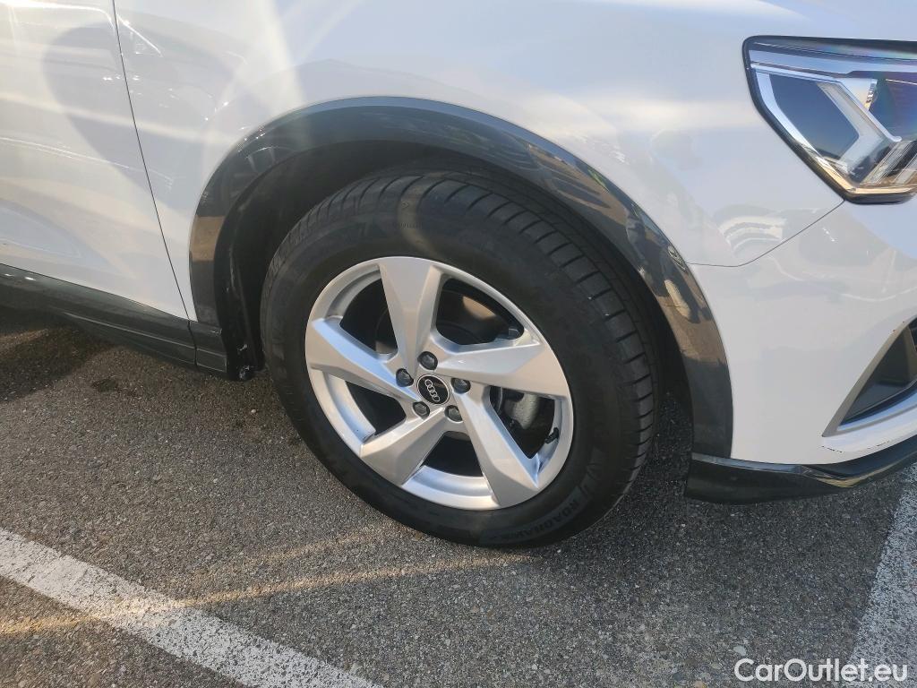  Audi  Q3 AUDI  / 2018 / 5P / todoterreno Advanced 35 TDI 110kW (150CV) S tronic (AC5) #24