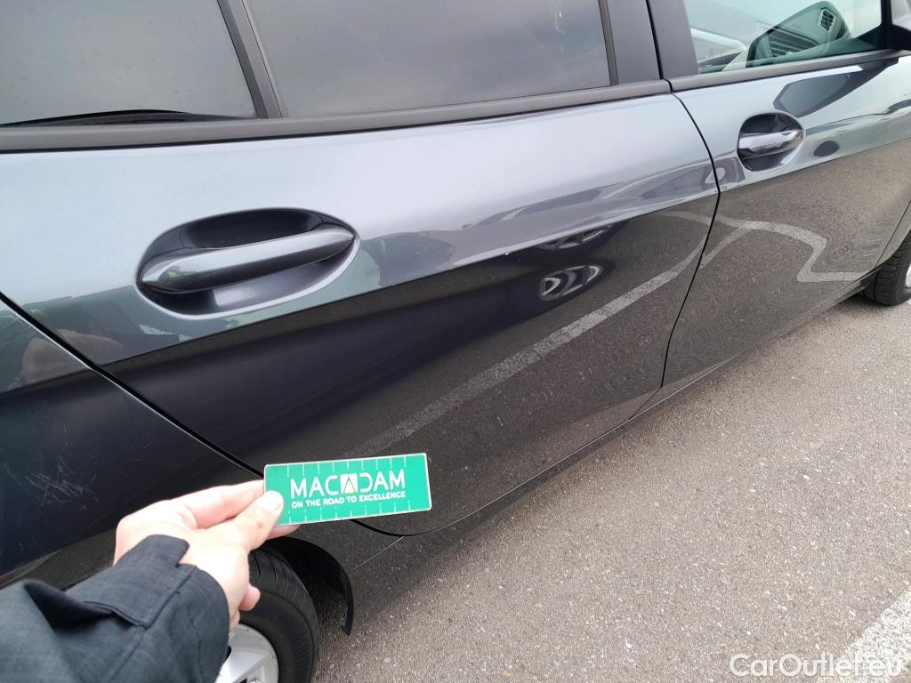  Bmw  Serie 1 BMW  / 2019 / 5P / berlina con portón 118i #15