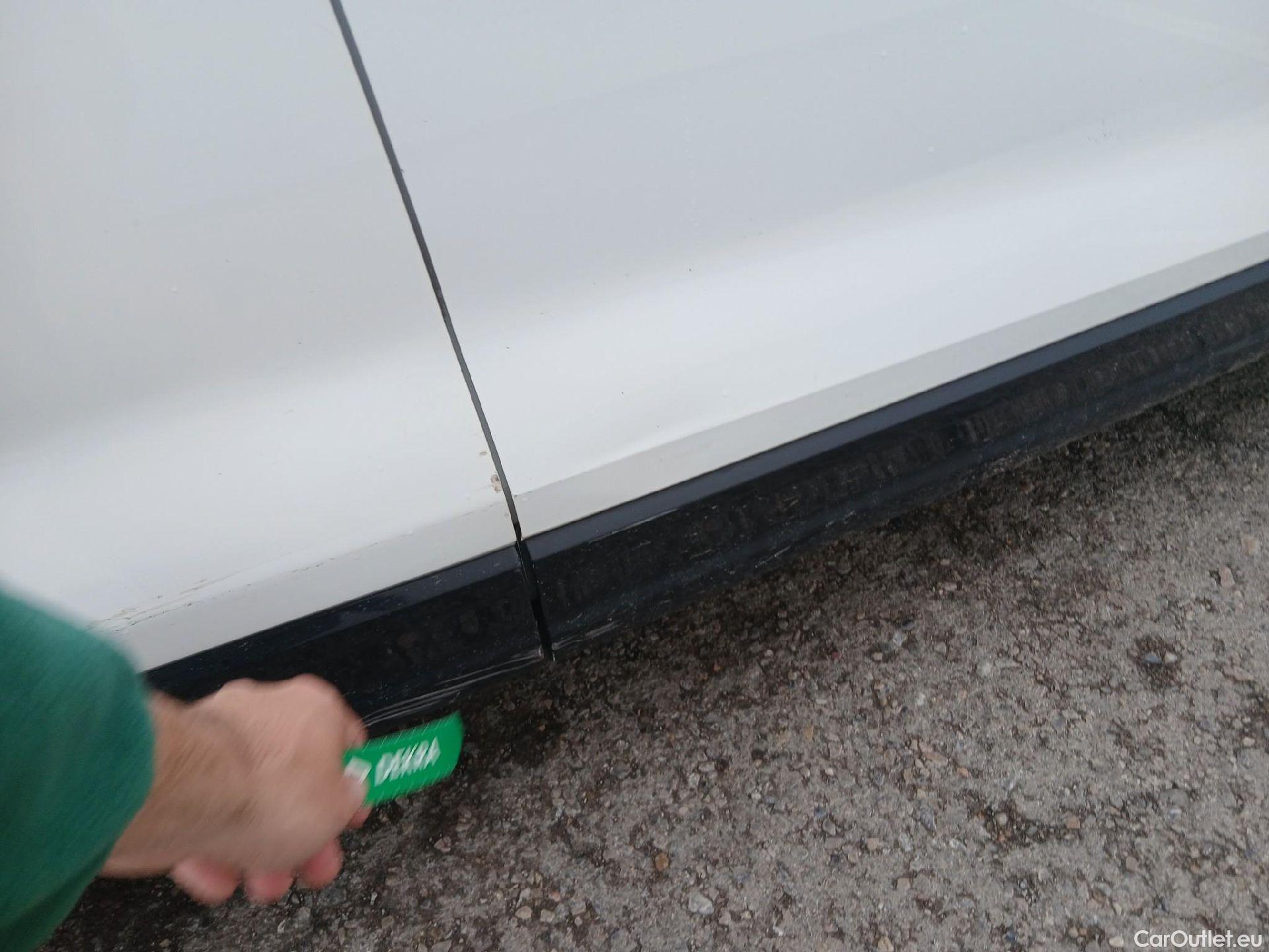  Audi  Q2 AUDI  / 2020 / 5P / todoterreno Advanced 30 TFSI 81kW (110CV) #26