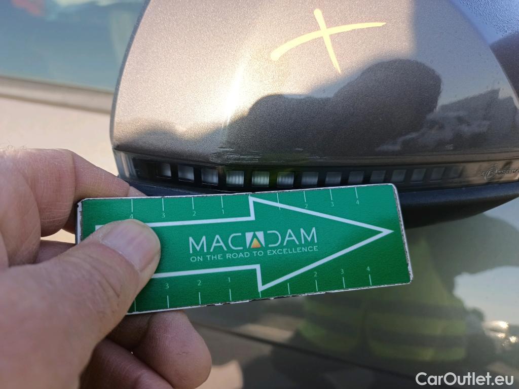  Hyundai   Ioniq HYUNDAI 5 / 2021 / 5P / todoterreno 73KWH 160KW Light RWD #40