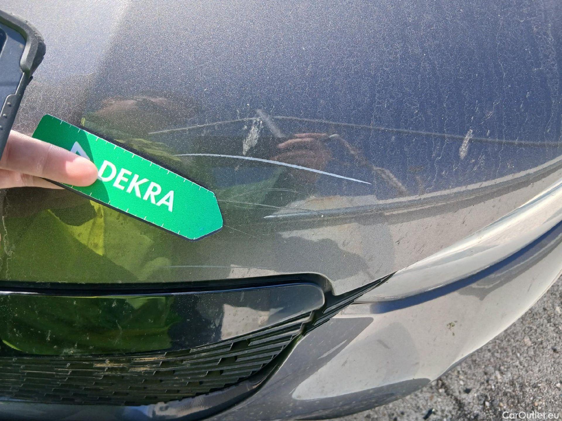  Peugeot  2008 PEUGEOT  / 2019 / 5P / todoterreno Active BlueHDI 81kW (110CV) #10