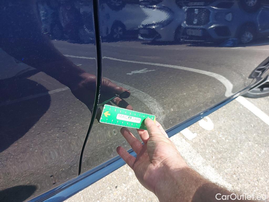  Mercedes  C-Klasse MERCEDES-BENZ Clase C / 2018 / 4P / sedán C 220 d #13