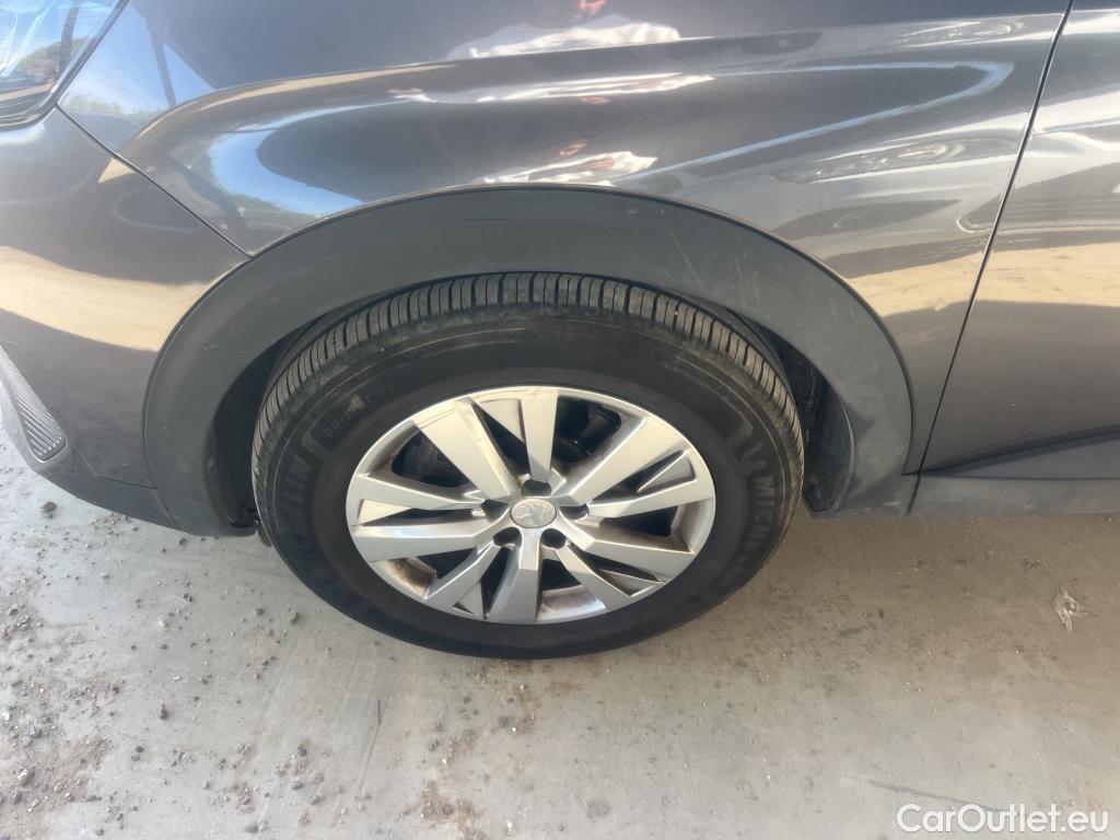  Peugeot  3008  Active Pack 1.5 HDi 130CV MT6 E6d #16