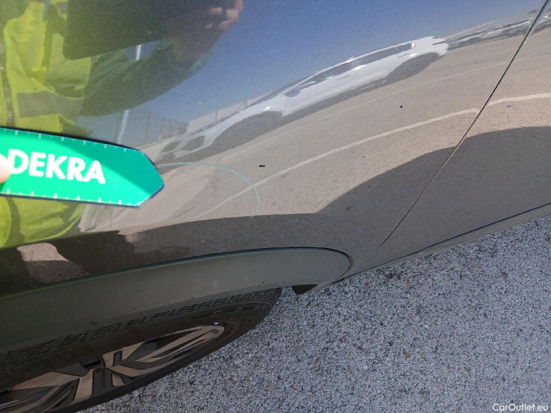  Peugeot  2008 PEUGEOT  / 2019 / 5P / todoterreno Active BlueHDI 81kW (110CV) #12