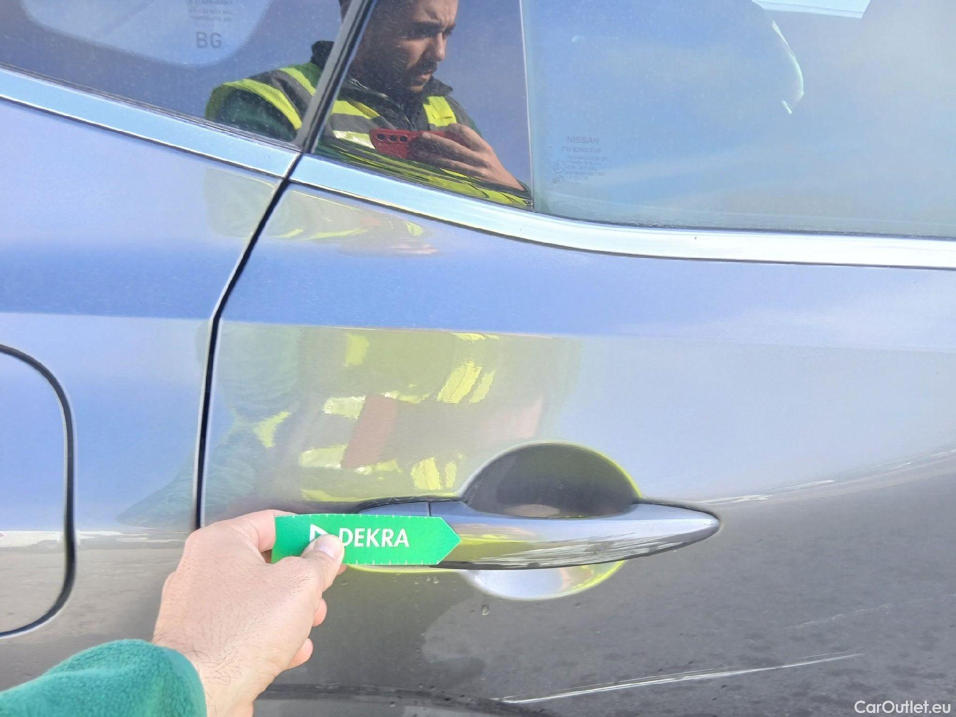  Nissan  Qashqai NISSAN  / 2021 / 5P / todoterreno DIG-T 116kW (158CV) mHEV Xtronic Acenta (AC) #11