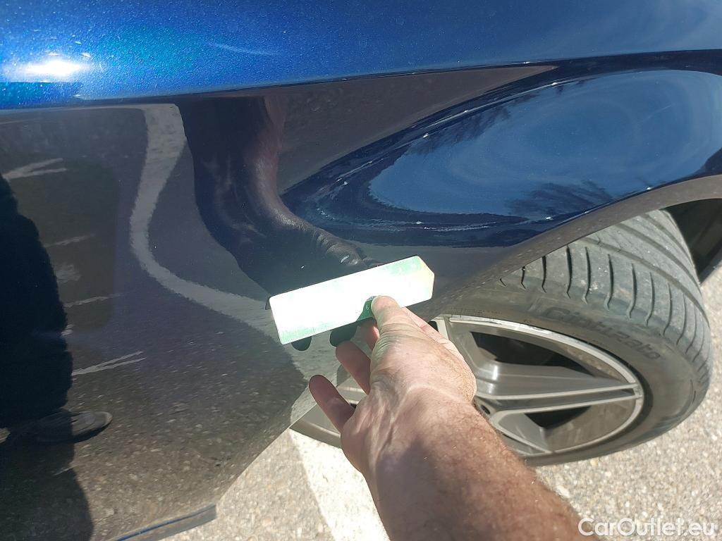  Mercedes  C-Klasse MERCEDES-BENZ Clase C / 2018 / 4P / sedán C 220 d #17