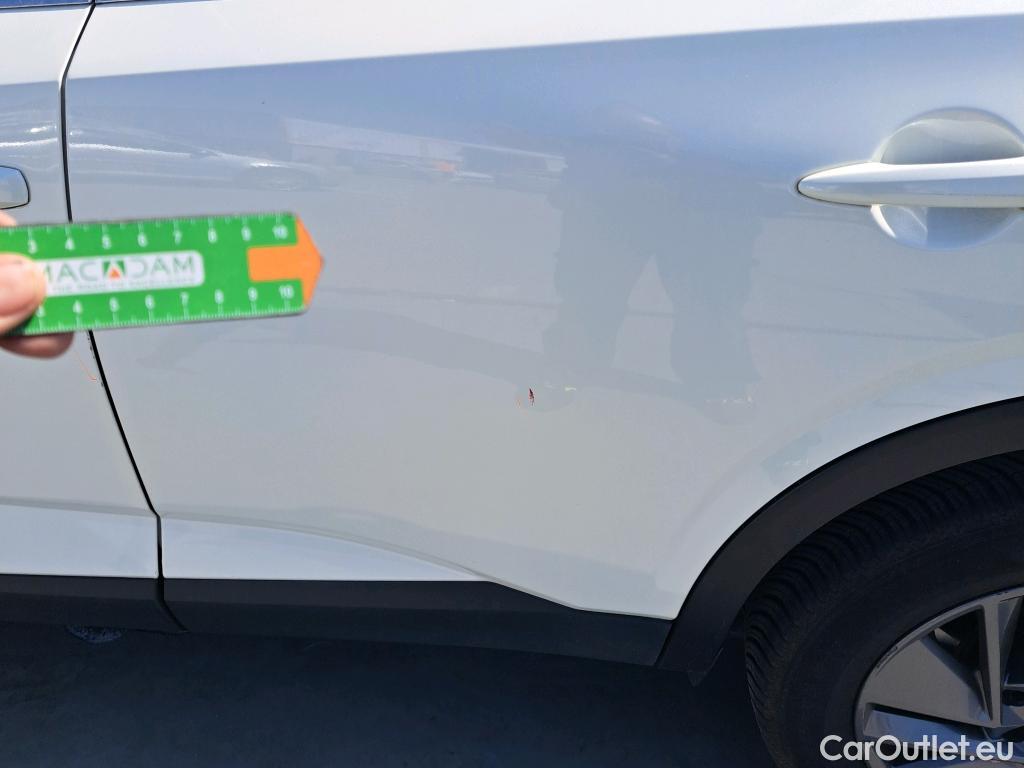  Nissan  Qashqai NISSAN  / 2021 / 5P / todoterreno DIG-T 116kW (158CV) mHEV Xtronic Acenta (AC2) #38