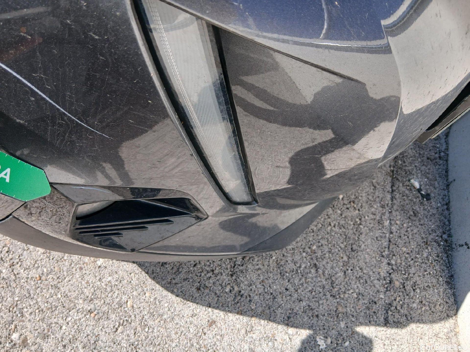  Peugeot  2008 PEUGEOT  / 2019 / 5P / todoterreno Active BlueHDI 81kW (110CV) #8