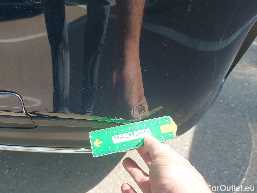  Mercedes  C-Klasse MERCEDES-BENZ Clase C / 2018 / 4P / sedán C 220 d #24