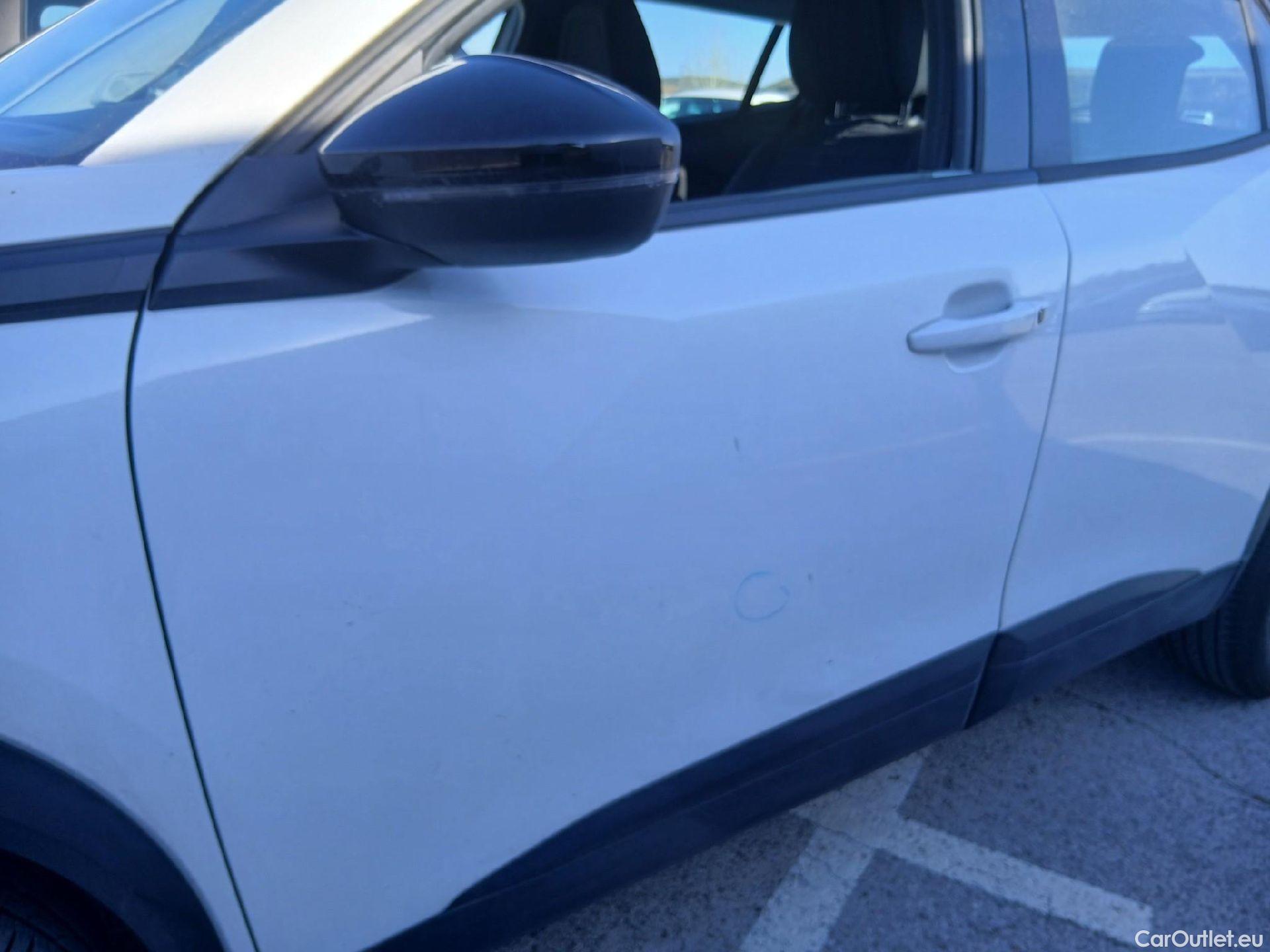  Peugeot  2008 PEUGEOT  / 2019 / 5P / todoterreno Active BlueHDI 81kW (110CV) #15