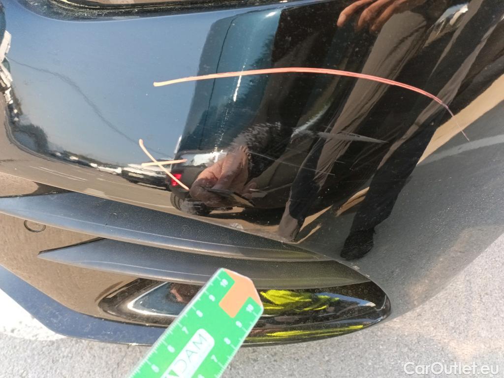  Mercedes  A-Klasse MERCEDES-BENZ Clase A / 2018 / 5P / berlina con portón A 220 #6