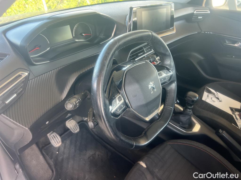  Peugeot  208 PEUGEOT  / 2019 / 5P / berlina con portón BlueHDi 73kW (100CV) Active #27