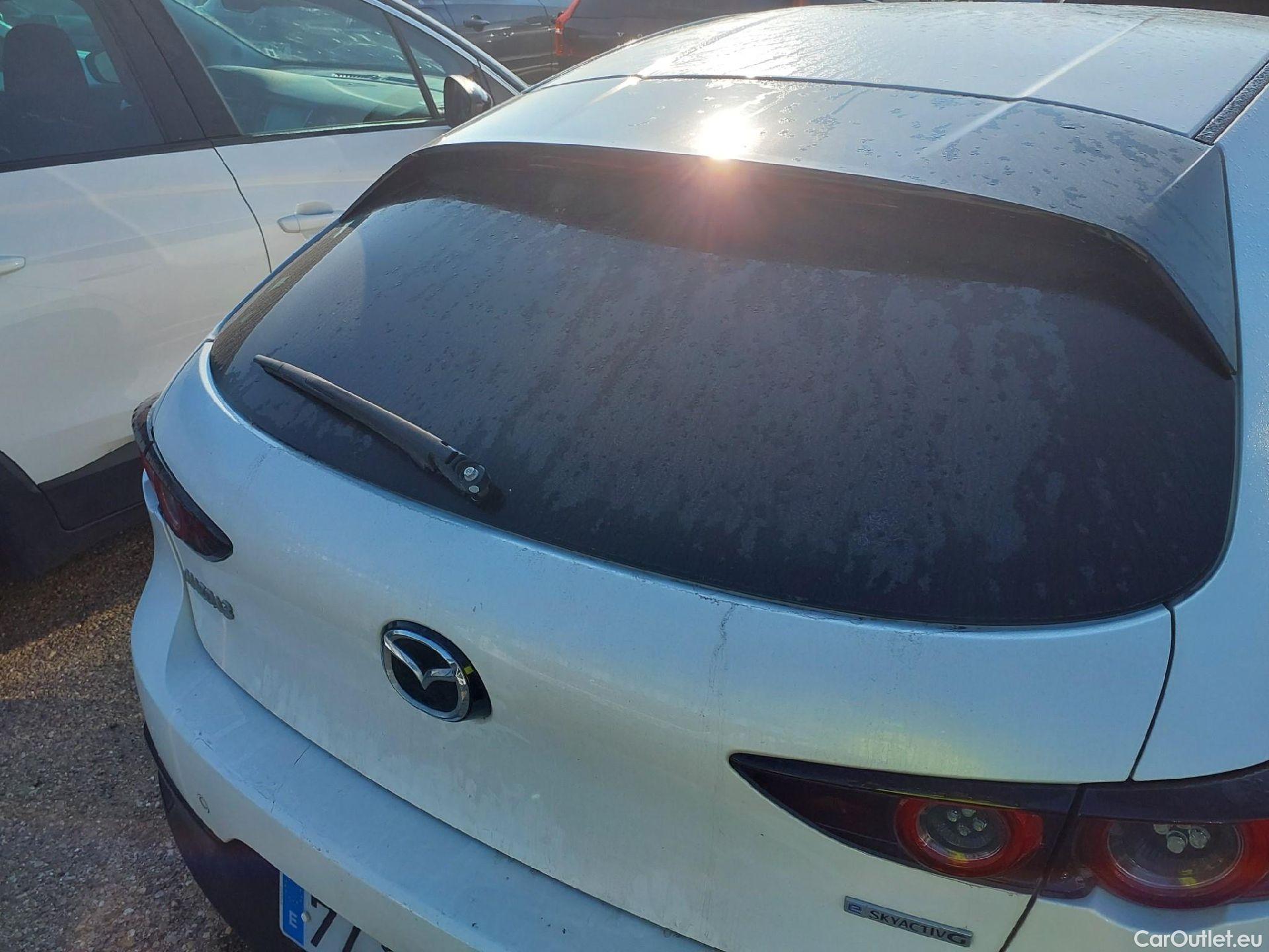  Mazda  3 MAZDA Mazda / 2019 / 5P / berlina con portón 2.0 e-SKYACTIV-G 88KW EVOLUTION #7