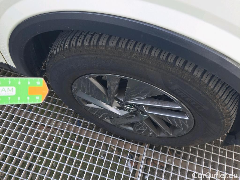  Nissan  Qashqai NISSAN  / 2021 / 5P / todoterreno DIG-T 116kW (158CV) mHEV Xtronic Acenta (AC2) #16