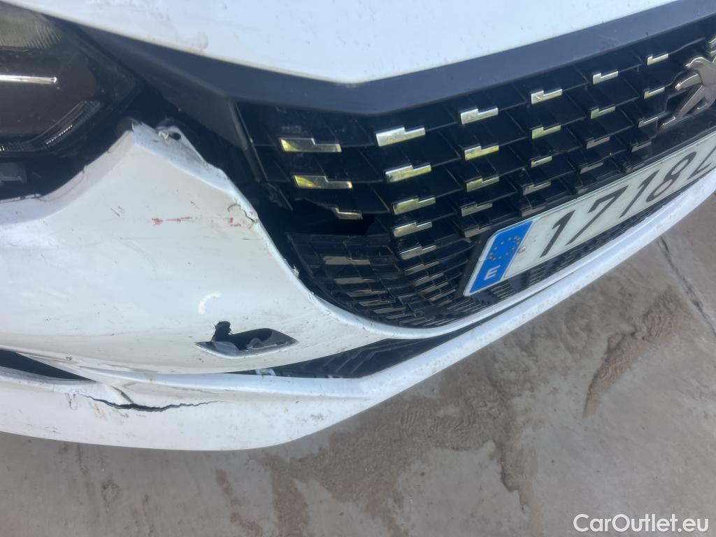  Peugeot  208 PEUGEOT  / 2019 / 5P / berlina con portón BlueHDi 73kW (100CV) Active #2