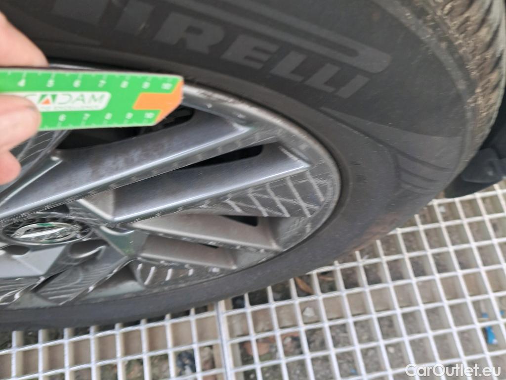  Nissan  Qashqai NISSAN  / 2021 / 5P / todoterreno DIG-T 116kW (158CV) mHEV Xtronic Acenta (AC2) #17