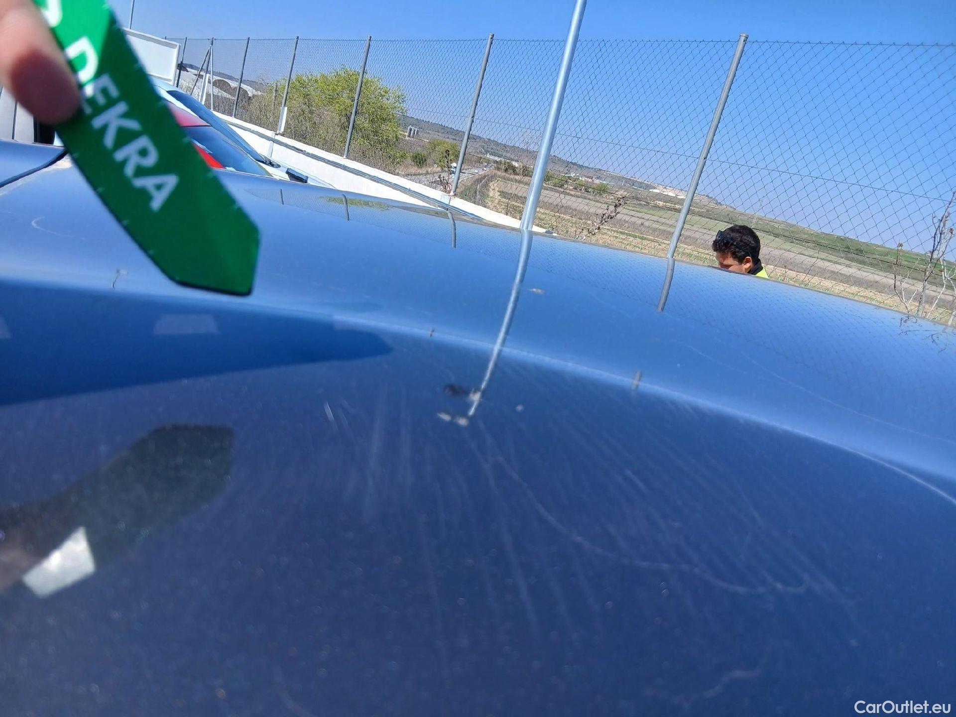  Peugeot  2008 PEUGEOT  / 2019 / 5P / todoterreno Active BlueHDI 81kW (110CV) #29