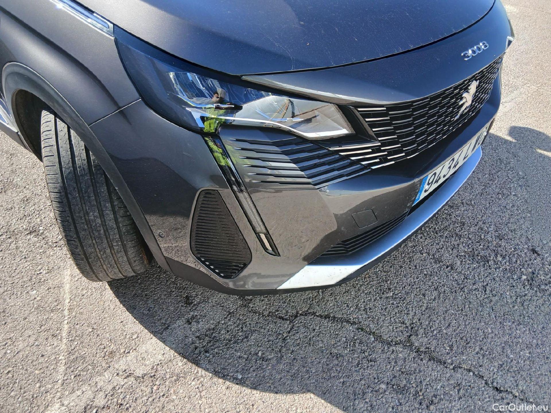  Peugeot  3008 PEUGEOT  Hybrid / 2020 / 5P / todoterreno 225 e-EAT8 Allure (AC2) #1