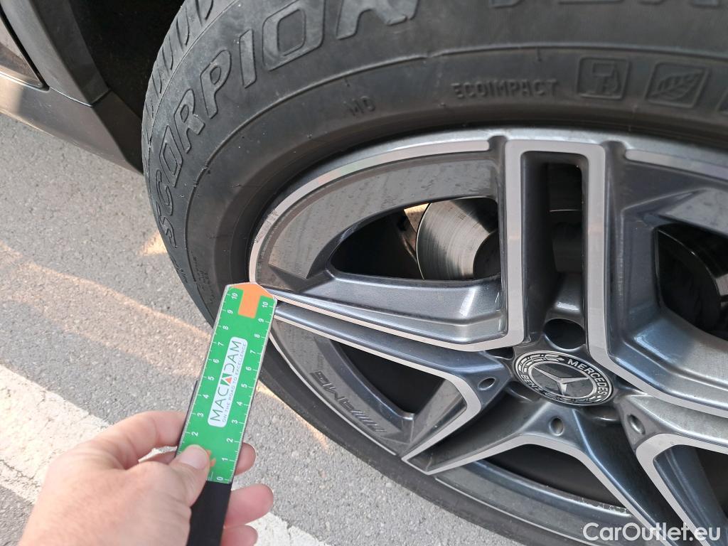  Mercedes  G-Klasee MERCEDES-BENZ GLC Coupé / 2019 / 5P / coupé GLC 220 d 4MATIC #2