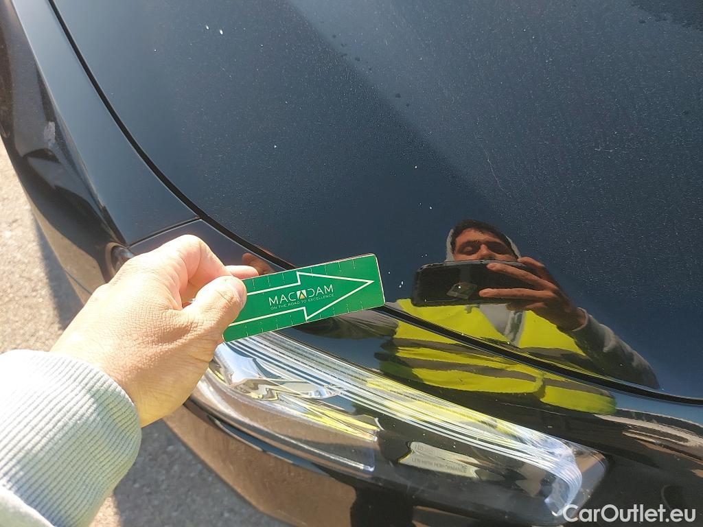  Mercedes  GLB MERCEDES-BENZ  / 2019 / 5P / todoterreno  200 d 4MATIC #2