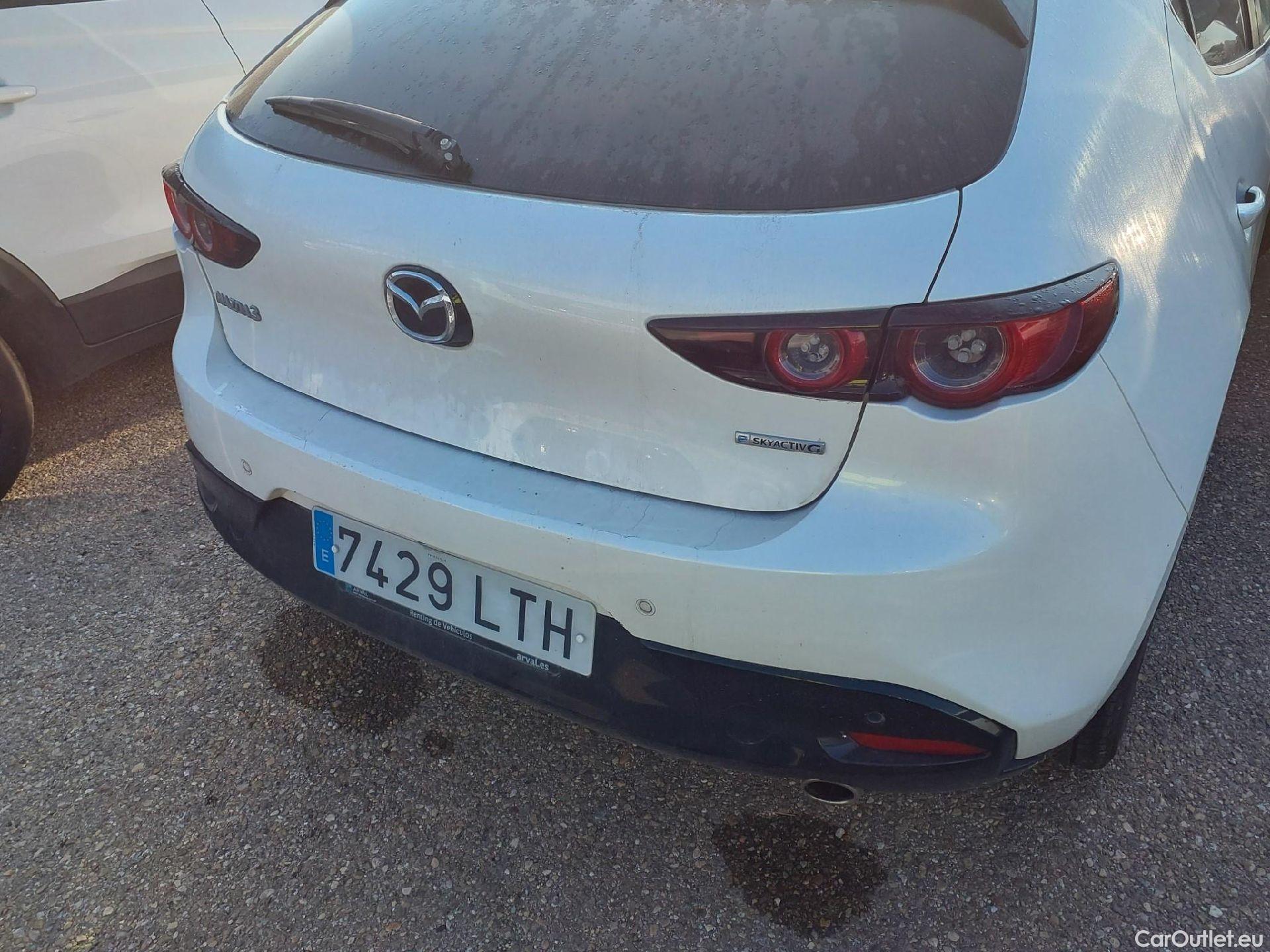  Mazda  3 MAZDA Mazda / 2019 / 5P / berlina con portón 2.0 e-SKYACTIV-G 88KW EVOLUTION #5