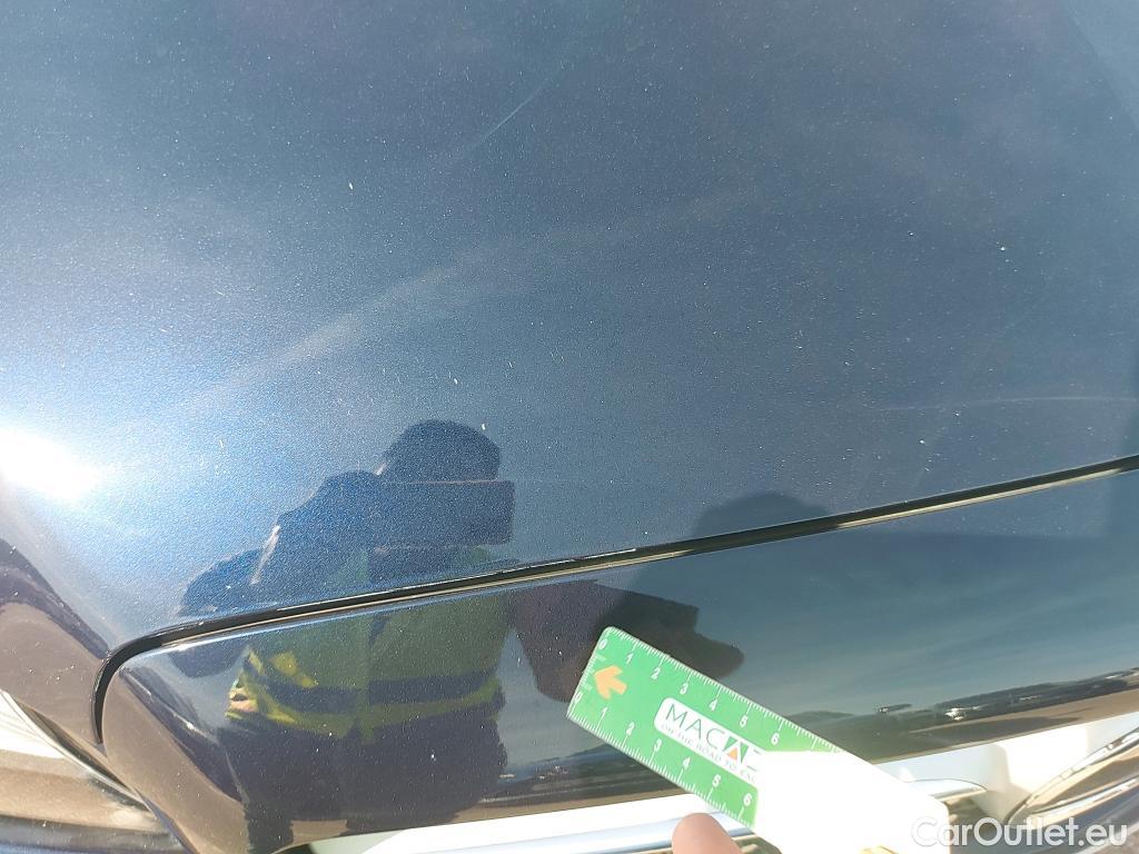  Mercedes  C-Klasse MERCEDES-BENZ Clase C / 2018 / 4P / sedán C 220 d #8