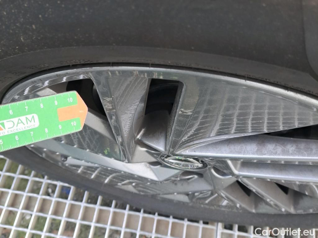  Nissan  Qashqai NISSAN  / 2021 / 5P / todoterreno DIG-T 116kW (158CV) mHEV Xtronic Acenta (AC2) #18