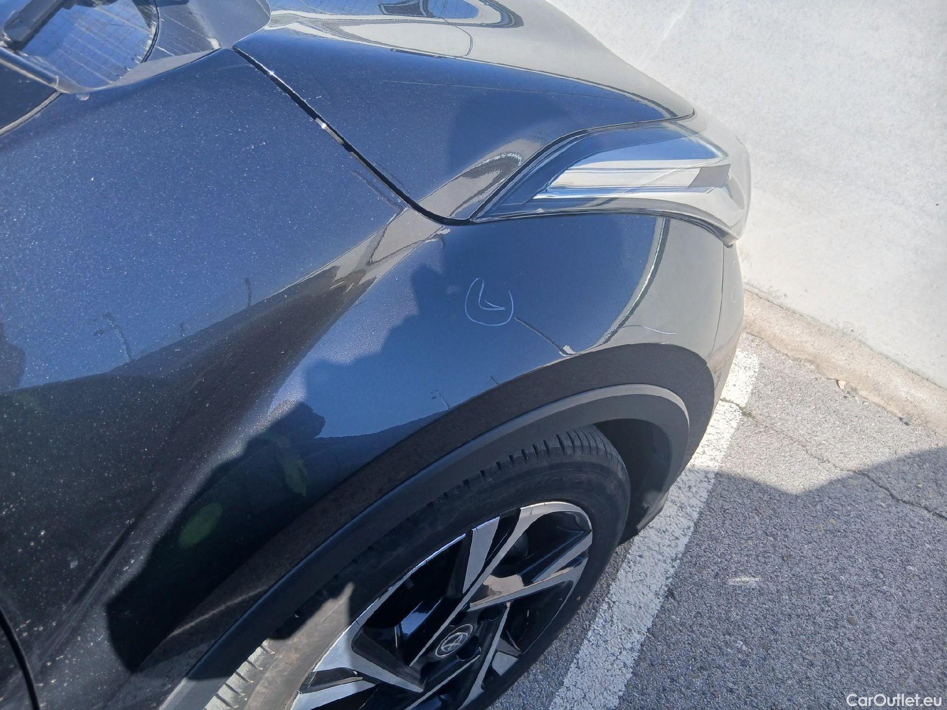  Toyota  C-HR TOYOTA  / 2019 / 5P / todoterreno 1.8 125H Advance #36