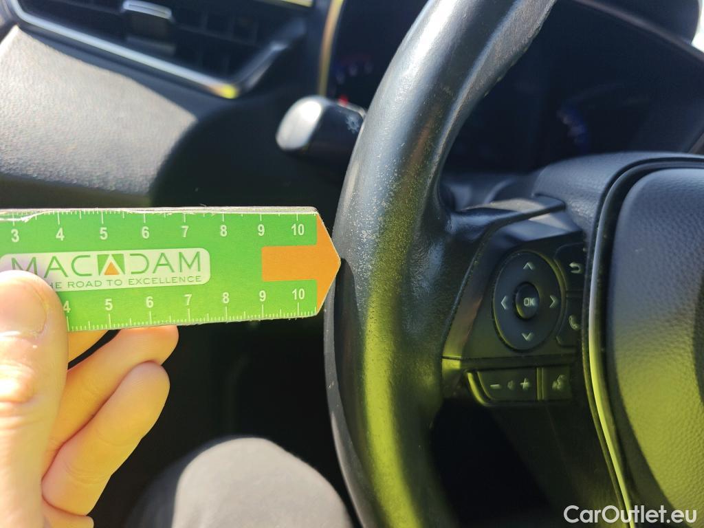  Toyota  Corolla TOYOTA  1.8 125H ACTIVE TECH E-CVT #36