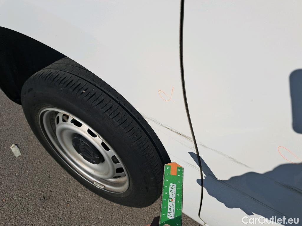  Citroen  Berlingo CITROEN  / 2018 / 4P / furgón derivado de turismo Talla M BlueHDi 100 CLUB #9