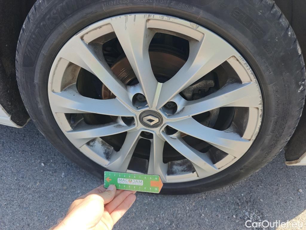  Renault  Megane RENAULT Mégane / 2015 / 5P / familiar Sp. Tourer Zen En. dCi 81kW (110CV) #36