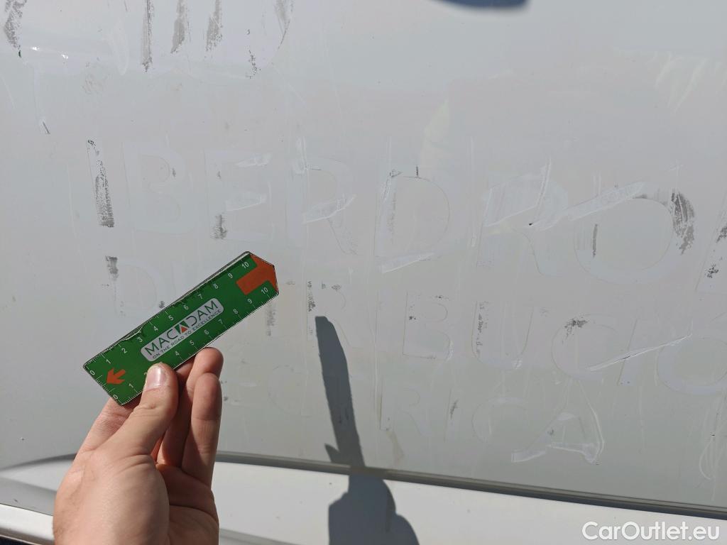  Renault  Megane RENAULT Mégane / 2015 / 5P / familiar Sp. Tourer Zen En. dCi 81kW (110CV) #14