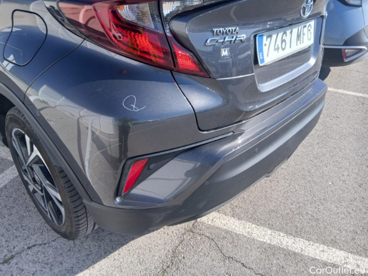  Toyota  C-HR TOYOTA  / 2019 / 5P / todoterreno 1.8 125H Advance #25