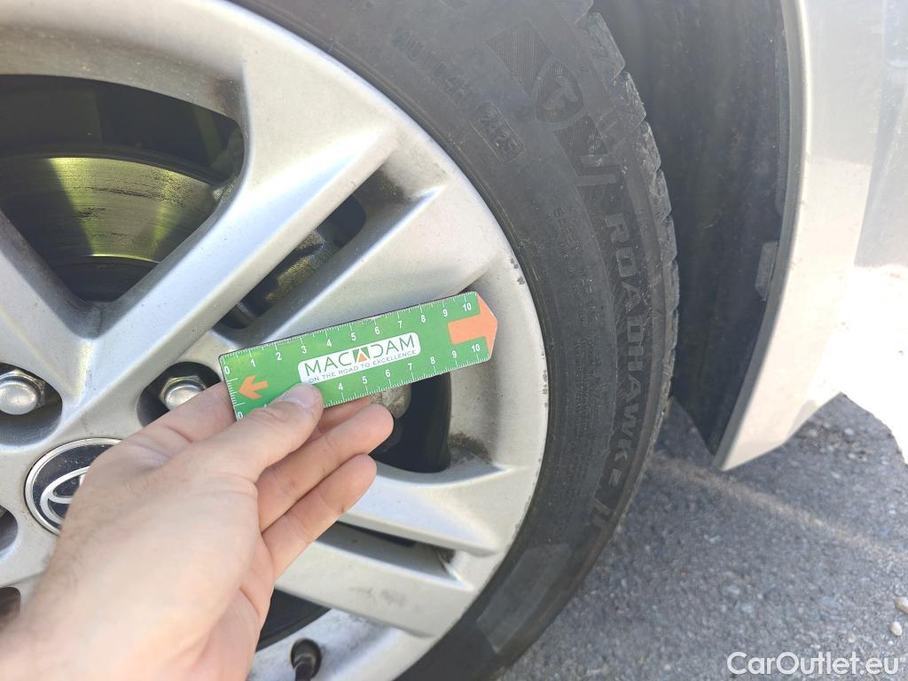  Toyota  Corolla TOYOTA  1.8 125H ACTIVE TECH E-CVT #30