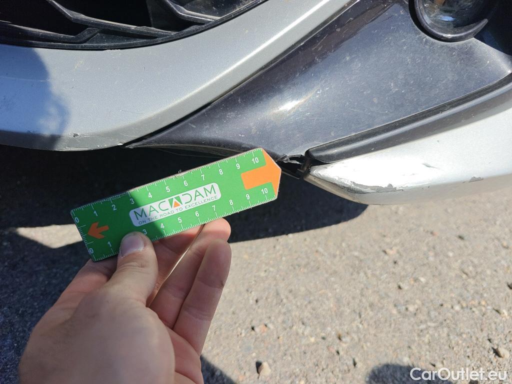  Toyota  Corolla TOYOTA  1.8 125H ACTIVE TECH E-CVT #33