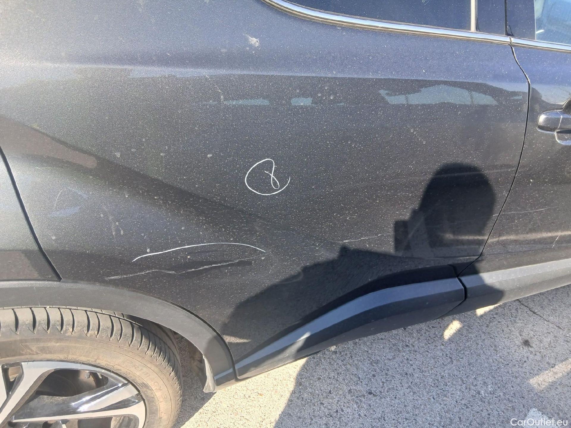  Toyota  C-HR TOYOTA  / 2019 / 5P / todoterreno 1.8 125H Advance #32