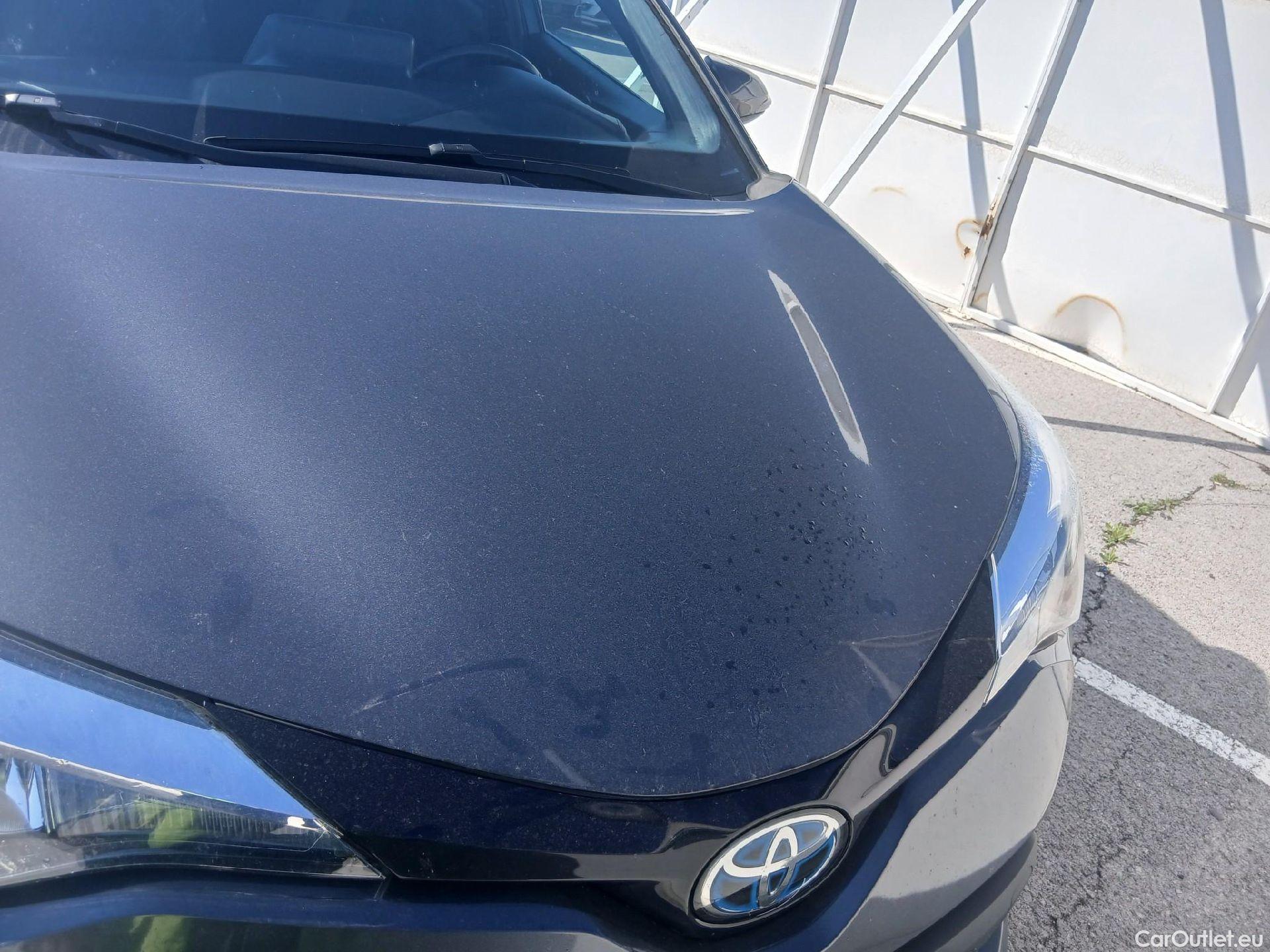  Toyota  C-HR TOYOTA  / 2019 / 5P / todoterreno 1.8 125H Advance #9