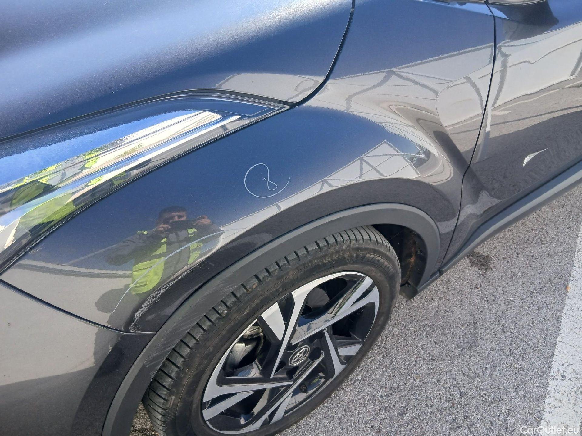  Toyota  C-HR TOYOTA  / 2019 / 5P / todoterreno 1.8 125H Advance #11