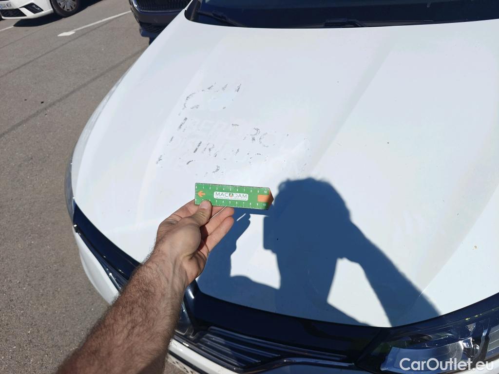  Renault  Megane RENAULT Mégane / 2015 / 5P / familiar Sp. Tourer Zen En. dCi 81kW (110CV) #21