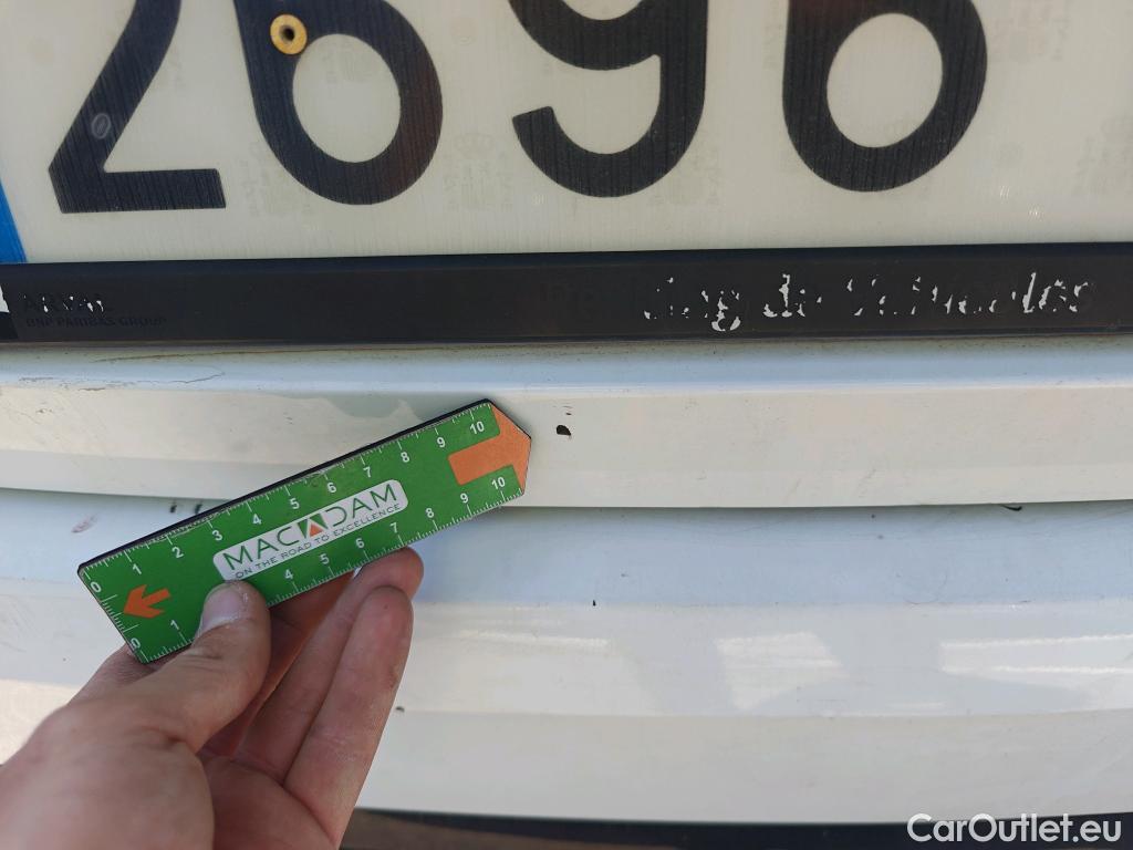  Renault  Megane RENAULT Mégane / 2015 / 5P / familiar Sp. Tourer Zen En. dCi 81kW (110CV) #3