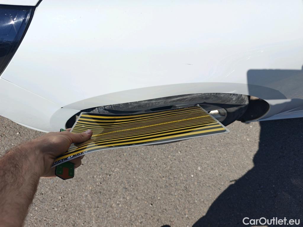  Renault  Megane RENAULT Mégane / 2015 / 5P / familiar Sp. Tourer Zen En. dCi 81kW (110CV) #7