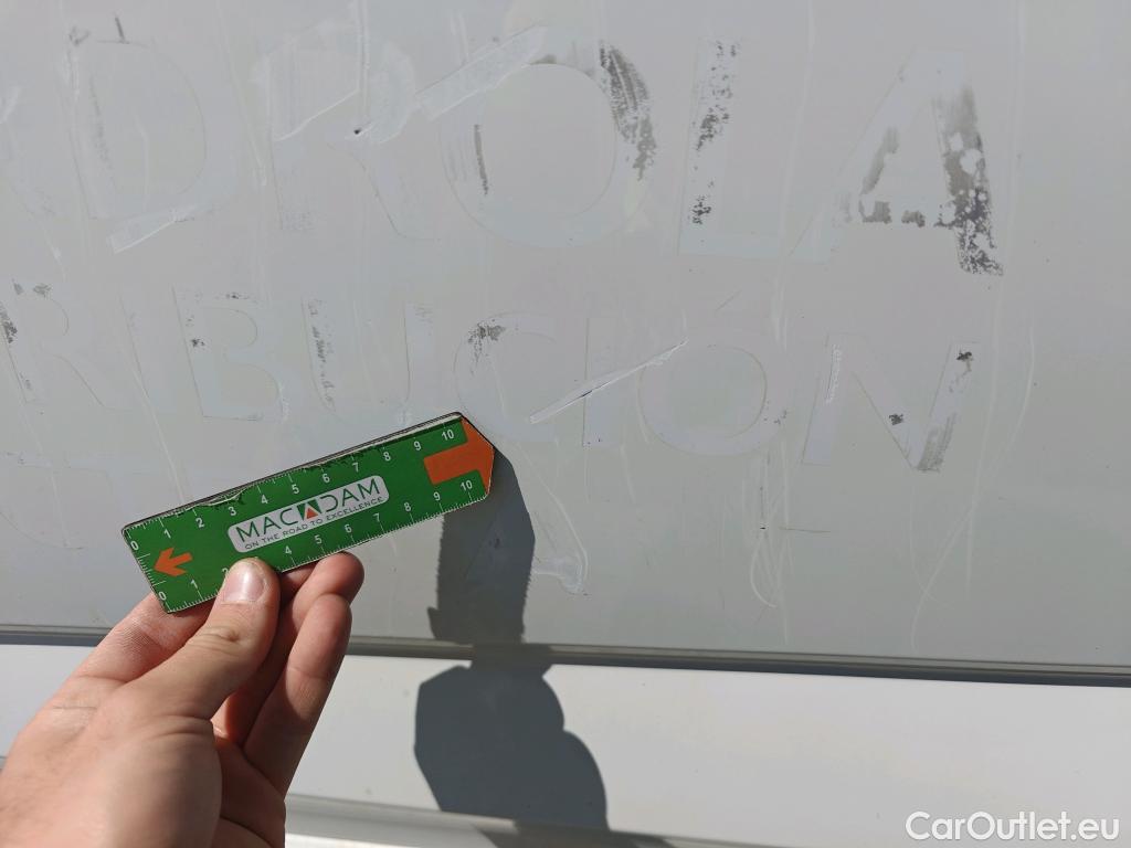  Renault  Megane RENAULT Mégane / 2015 / 5P / familiar Sp. Tourer Zen En. dCi 81kW (110CV) #13