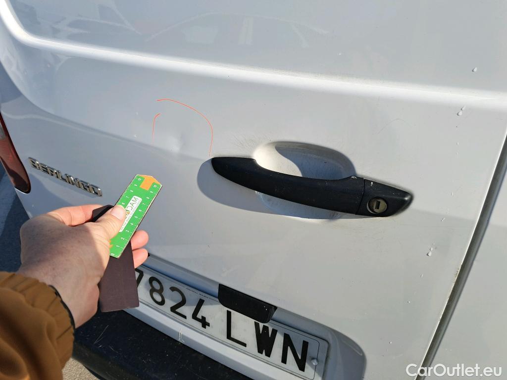  Citroen  Berlingo CITROEN  / 2018 / 4P / furgón derivado de turismo Talla M BlueHDi 100 CLUB #6